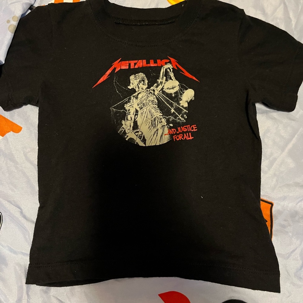 Metallica Graphic Tee